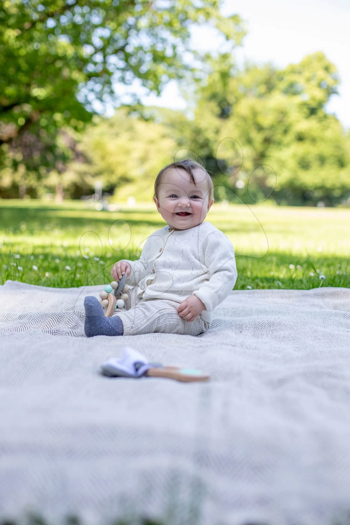 Holzbeißring Silikon Bio 100% Natur Baby PureTeether Eichhorn Mit Kugeln Und Griff Ab 3 Monaten – Bild 4