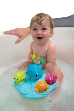 Tierchen Im Bad Cotoons Smoby Auf Der Insel Mit Saugnäpfen, Spritzend Ab 12 Monaten