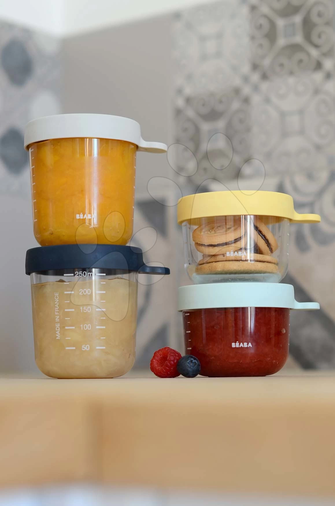 Set 4 Lebensmitteldosen Beaba Qualitätsglas (1 * 150 Ml Gelb / 1 * 150 Ml Hellblau / 1 * 250 Ml Dunkelblau / 1 * 250 Ml Grau) – Bild 5